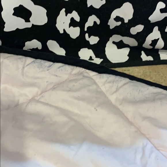 Full/queen PINK snow Leopard comforter - Picture 6 of 8
